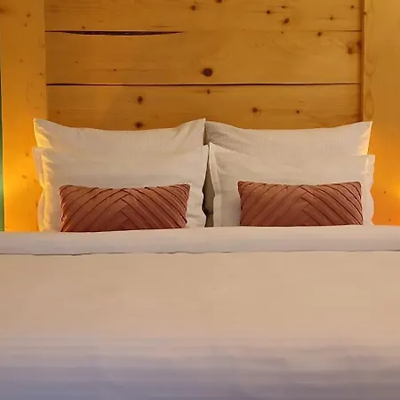 Cristelyn (adults Only) 3* Bran (Brasov)