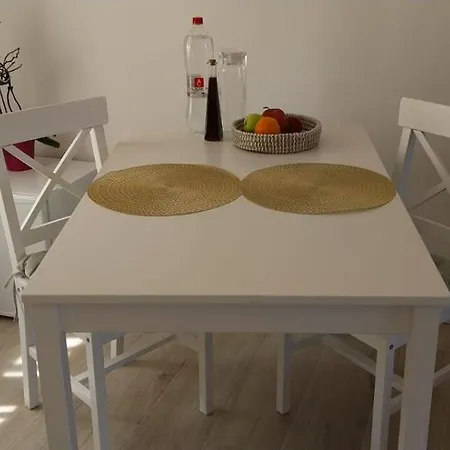 Cristelyn (adults Only) Gasthuis Bran (Brasov)